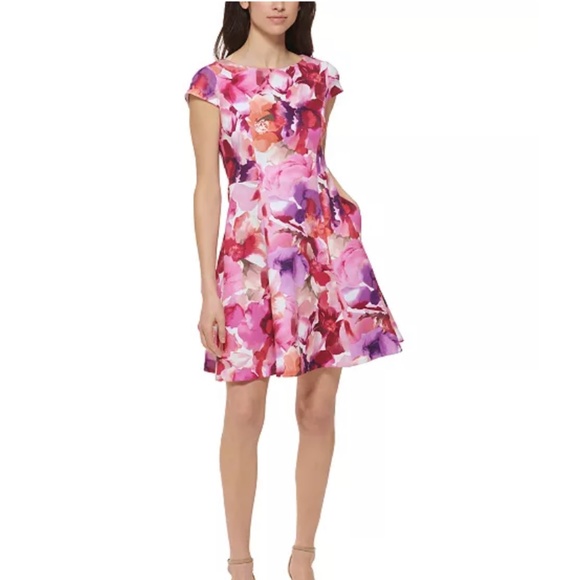 Jessica Howard Dresses & Skirts - Jessica Howard Petite Floral-Print Fit & Flare Dress